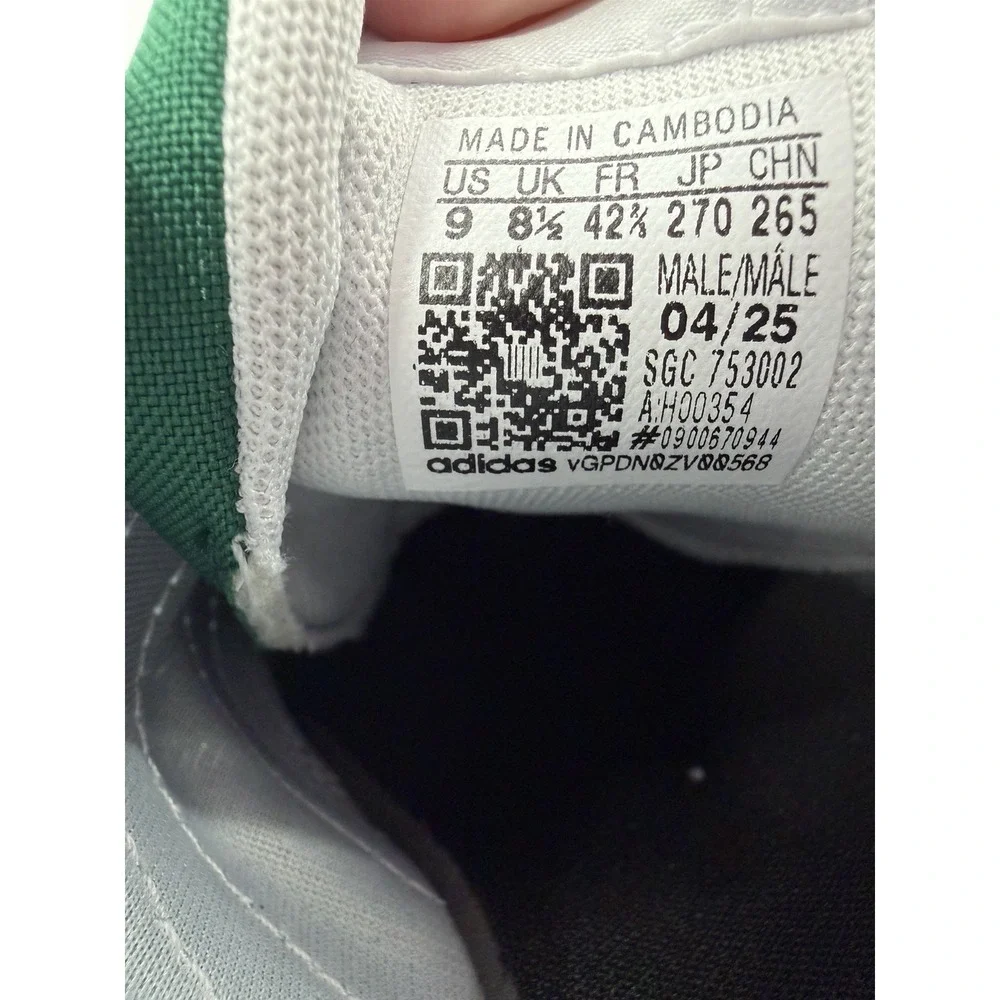 adidas pictures accurately